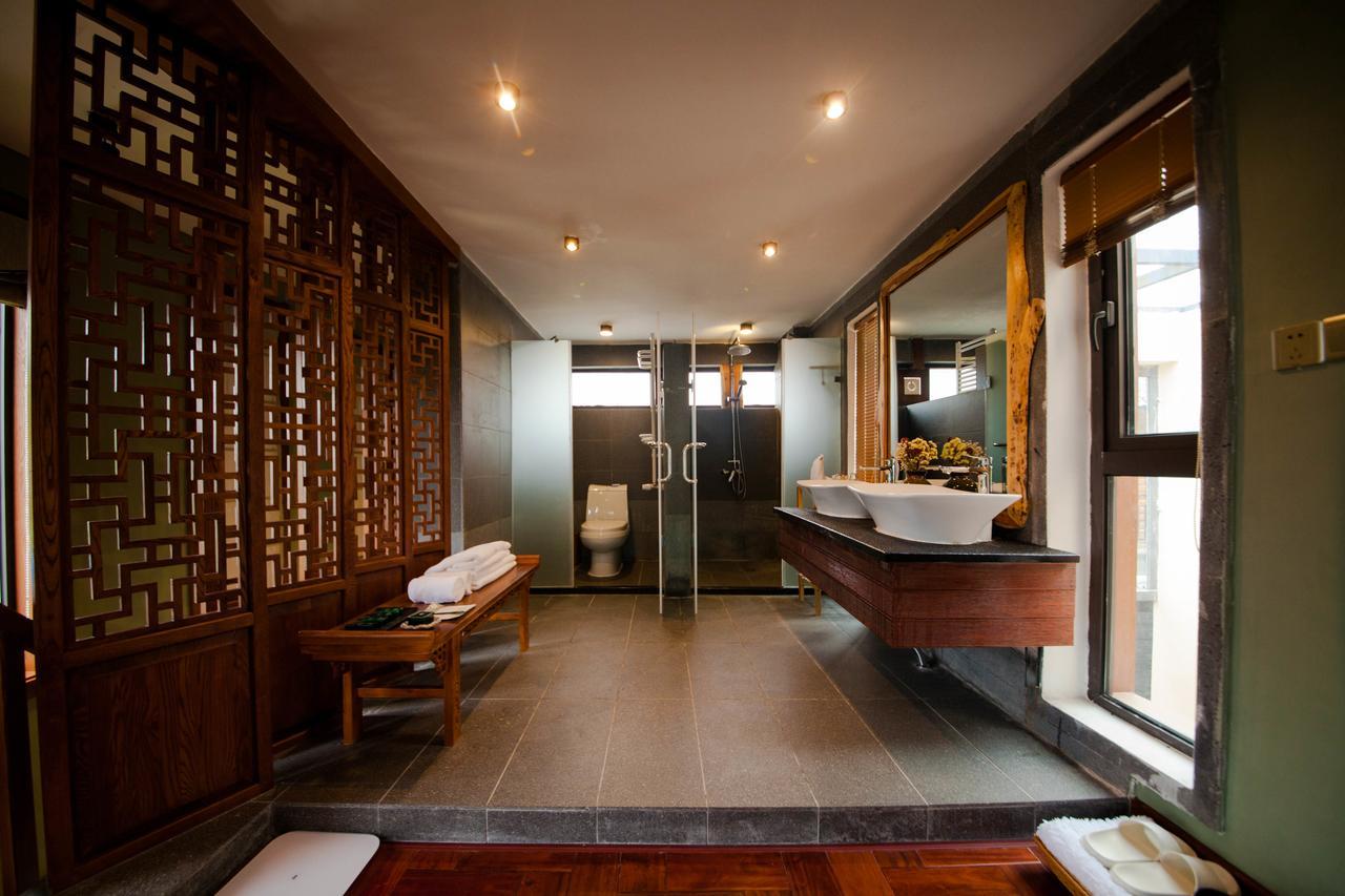 Walden Lugu Lake Zen Retreat Ninglang Yi Bagian luar foto
